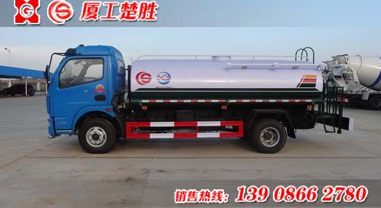 楚勝牌CSC5081GSS4型多利卡灑水車(chē)