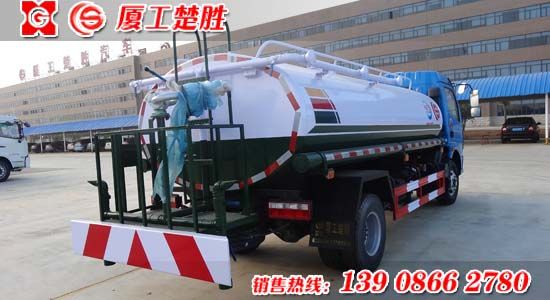 楚勝牌CSC5081GSS4型多利卡灑水車(chē)