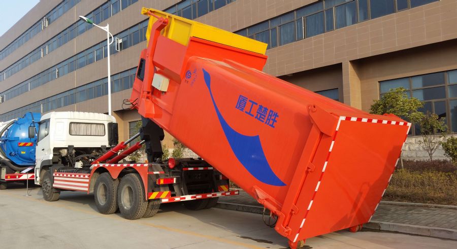 東風(fēng)天龍車(chē)廂可卸式垃圾車(chē)
