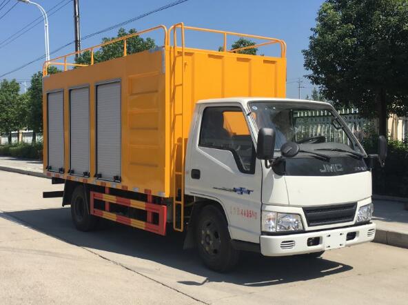 江鈴污水處理車(chē)