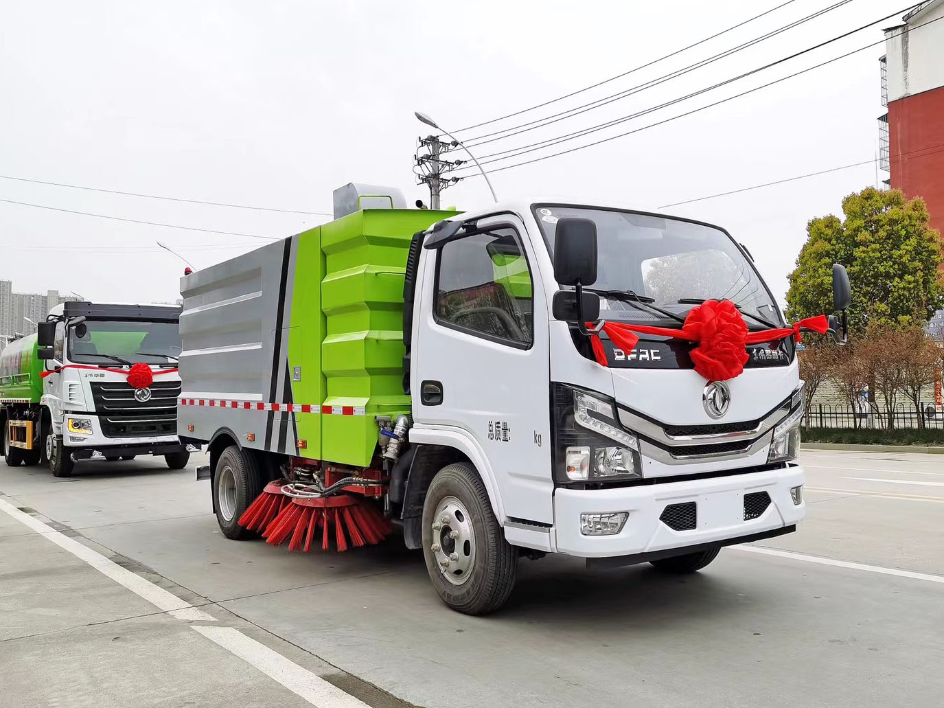 最小東風(fēng)洗掃車(chē)