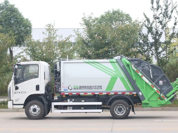 吉利遠(yuǎn)程6方純電動壓縮垃圾車