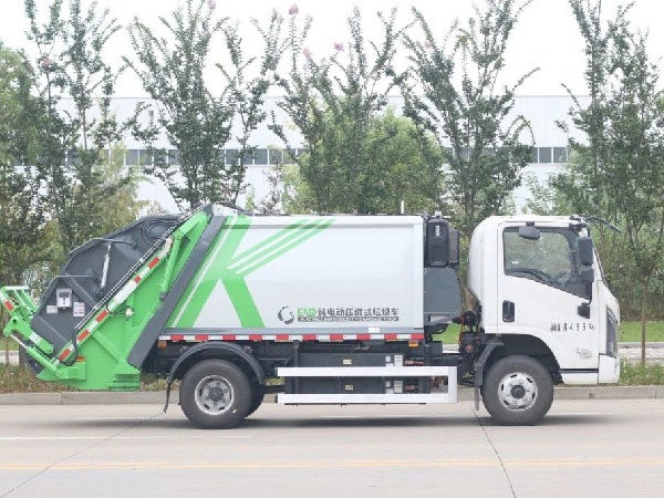 吉利遠(yuǎn)程6方純電動壓縮垃圾車